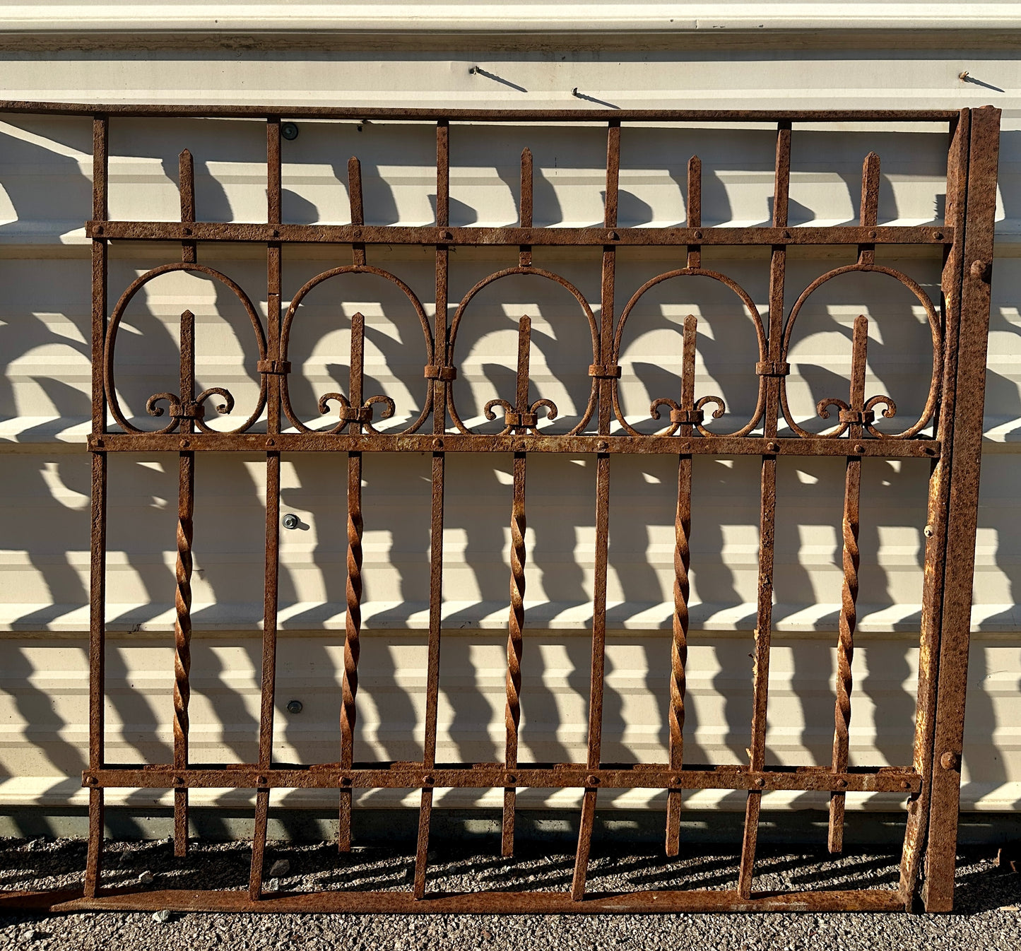 34 Feet of Antique Wrought Iron Fencing GA20789