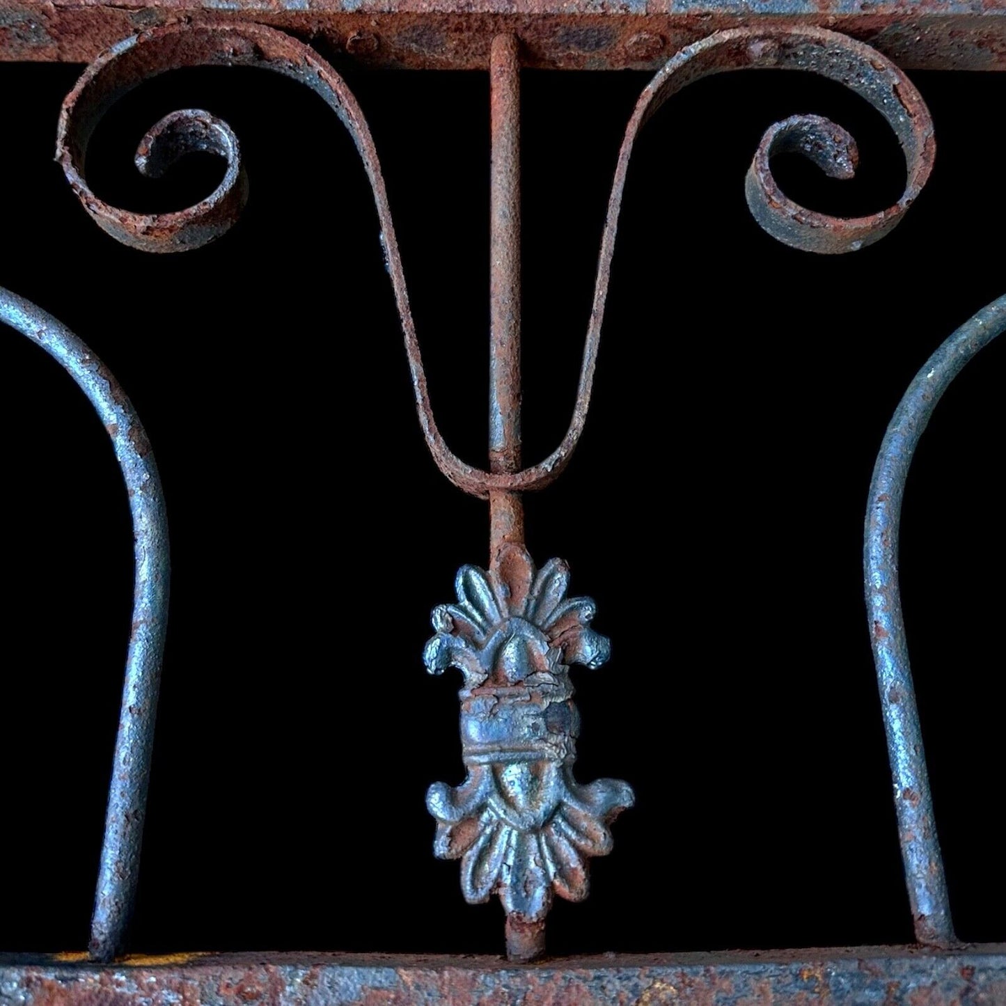 Antique Garden Gate GA20008