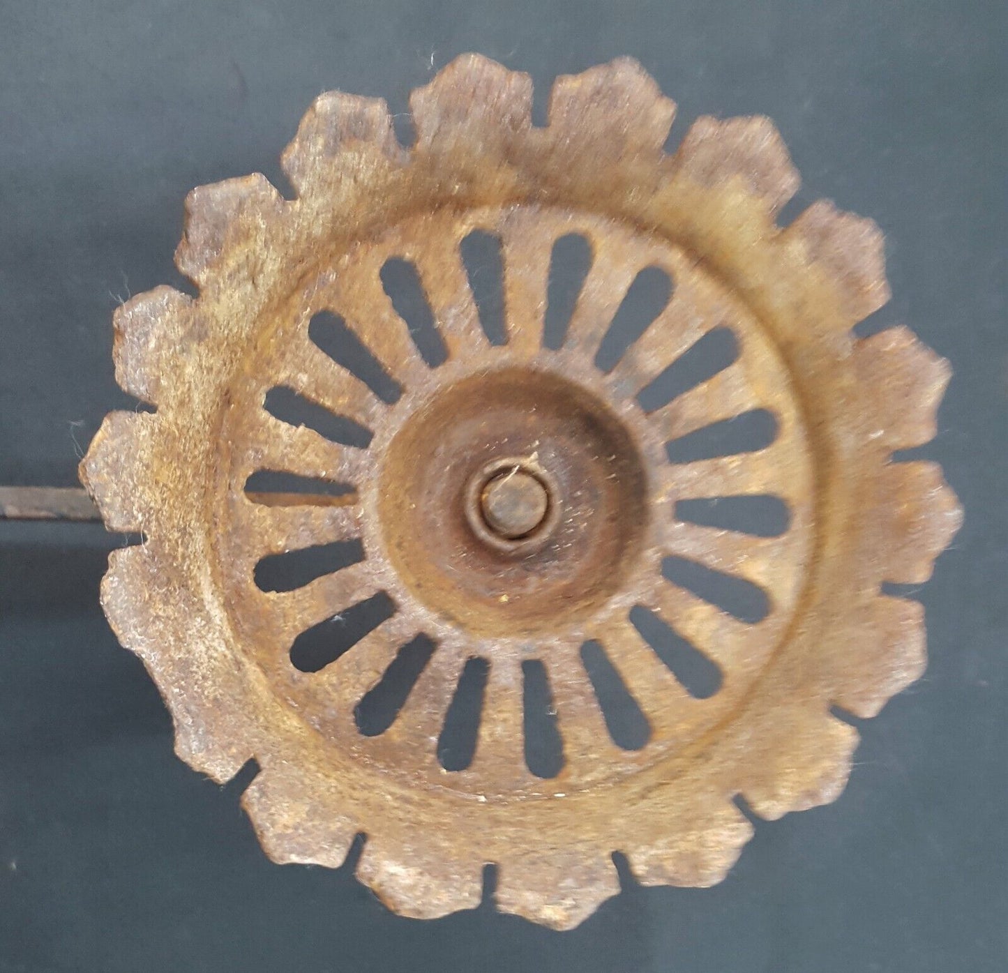 Victorian Ornate Cast Iron Double Oil Lamp Sconce with Wall Bracket