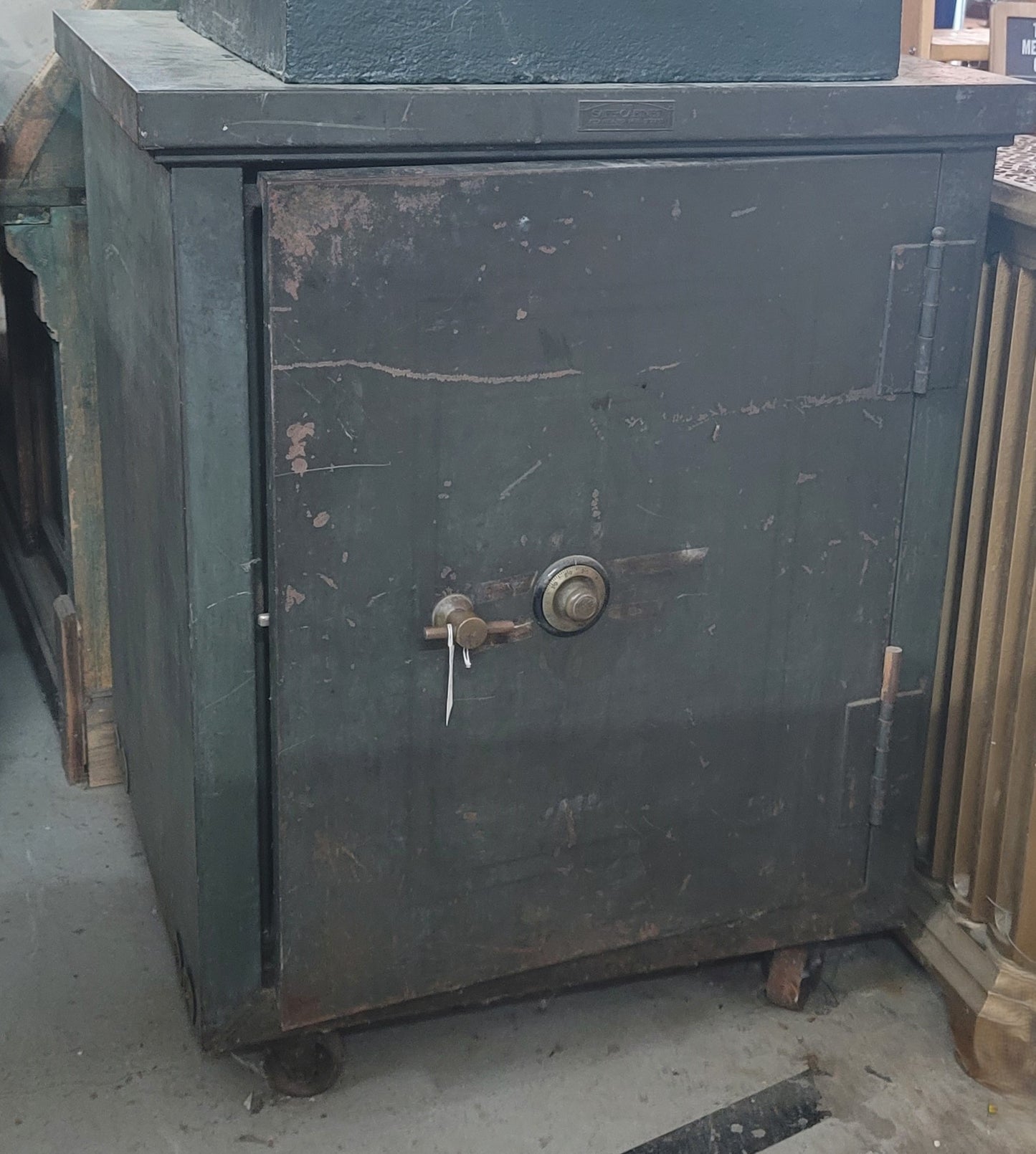 Safe Cabinet Laboratory Green Fireproof Safe w/ Combo 39" x 31" x 26" GS00596