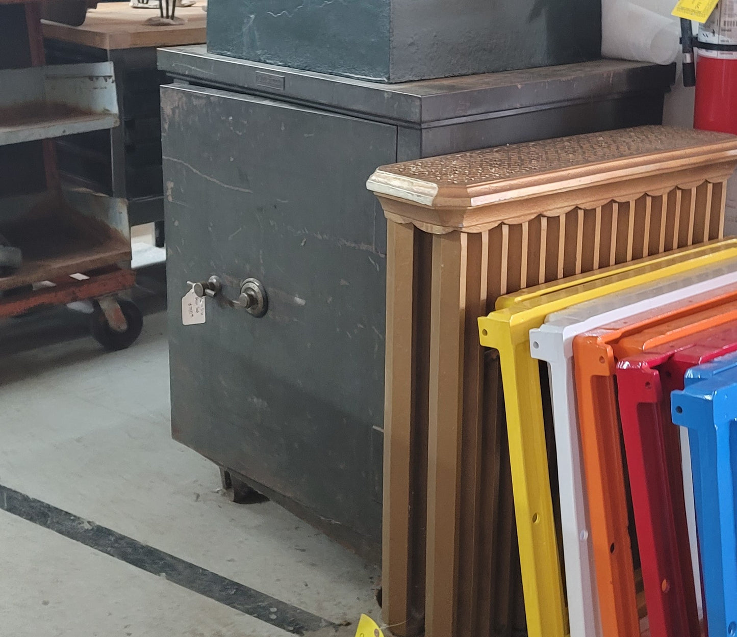 Safe Cabinet Laboratory Green Fireproof Safe w/ Combo 39" x 31" x 26" GS00596