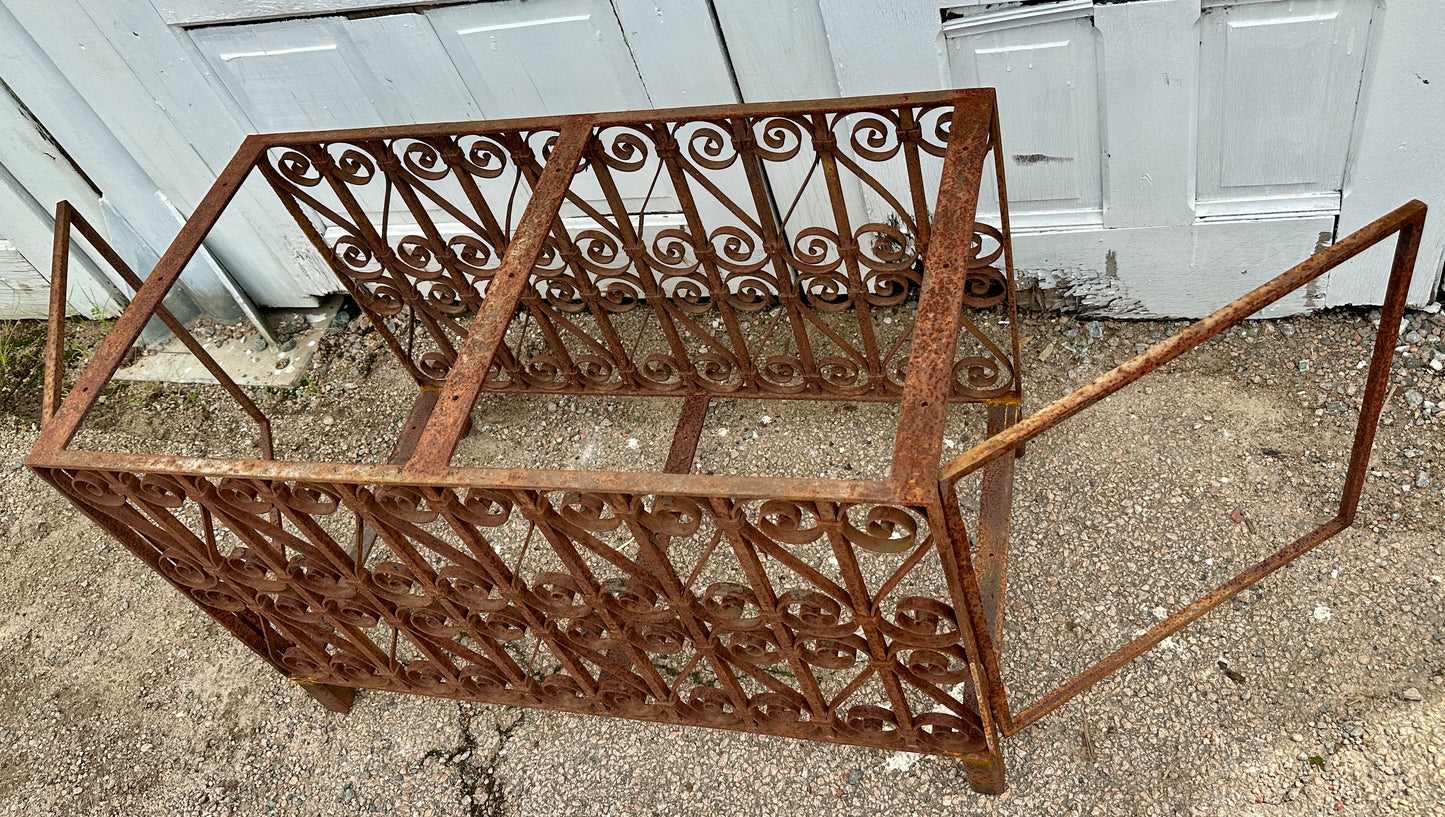 Repurposed Antique Iron Table Base GA20341