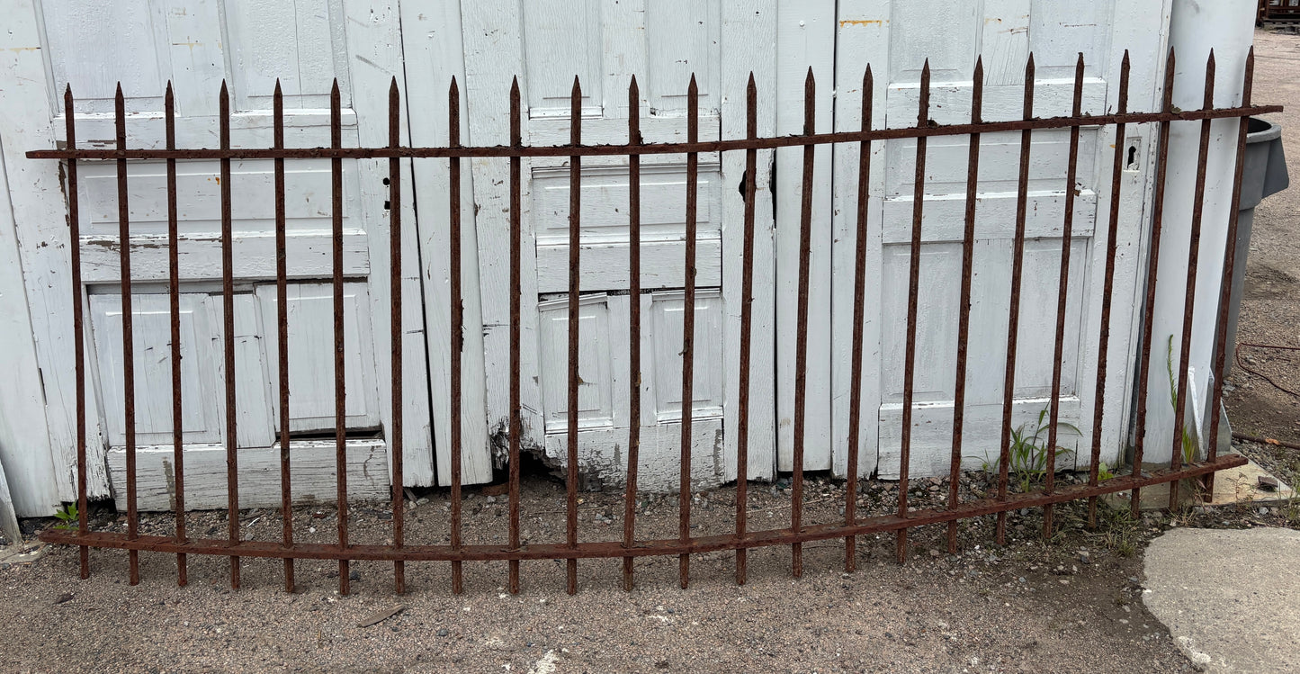 87 Feet of Wrought Iron Rounded Picket Fencing GA21411