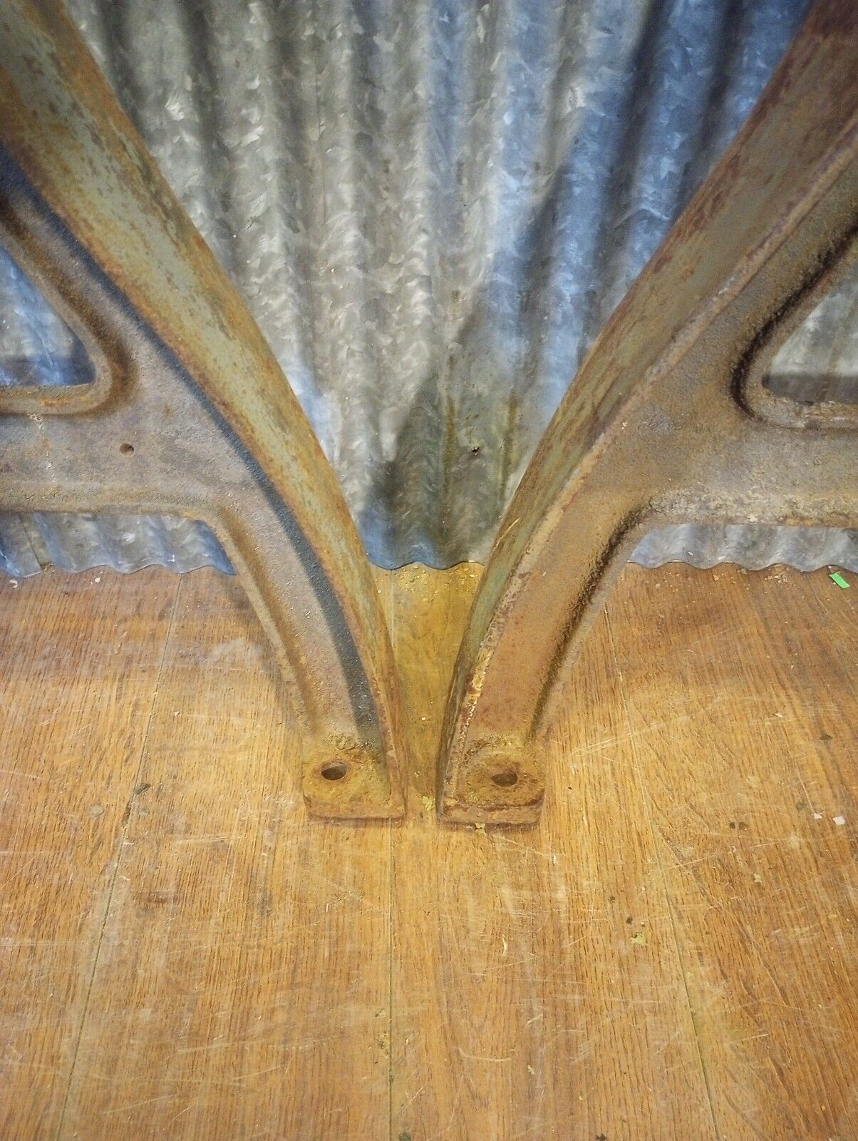 Pair of Cast Iron Machine Legs 20 3/4" Tall x 22 1/2" Wide