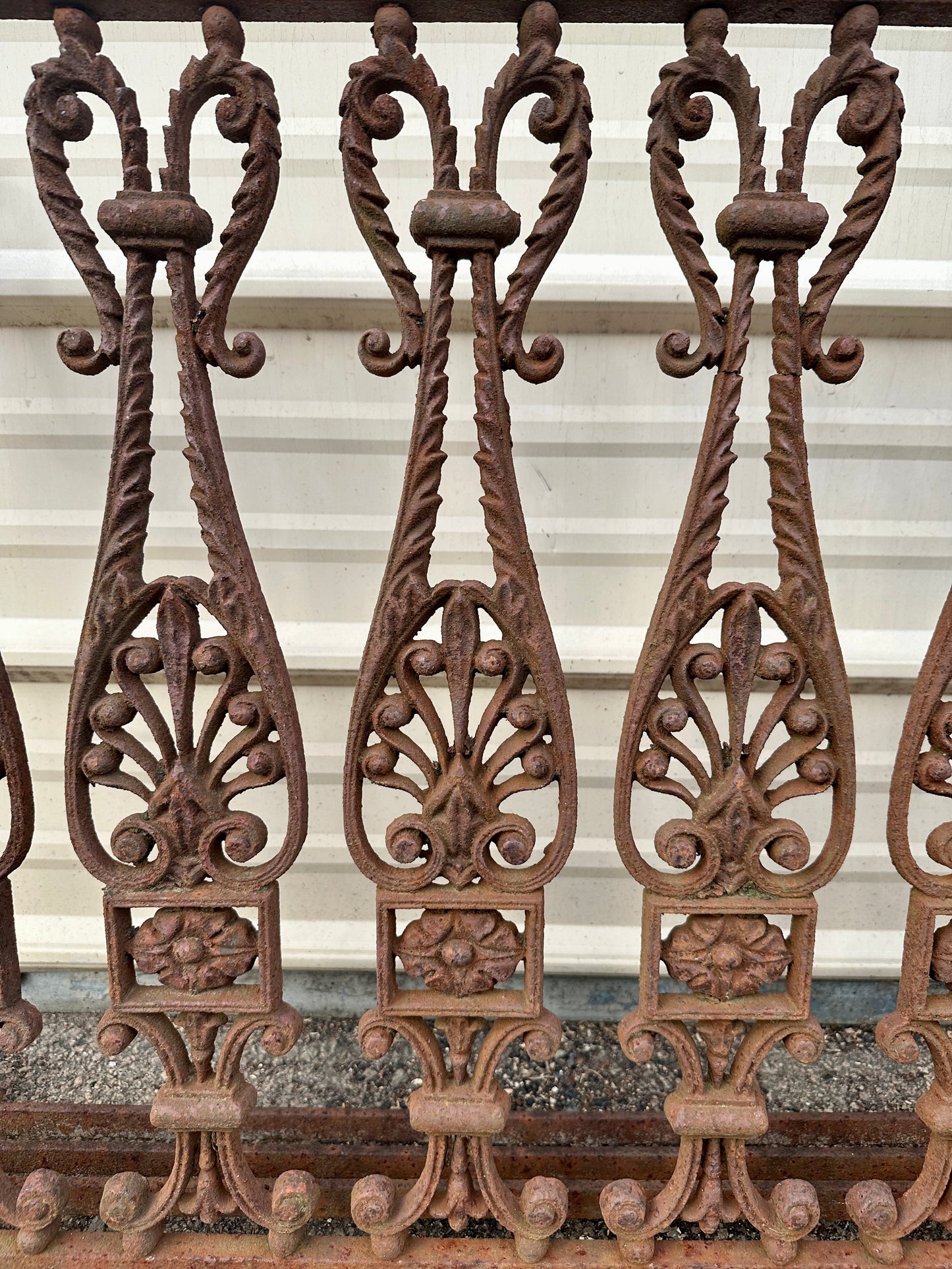 Antique Iron Three-Sided Balcony Railing GA20524