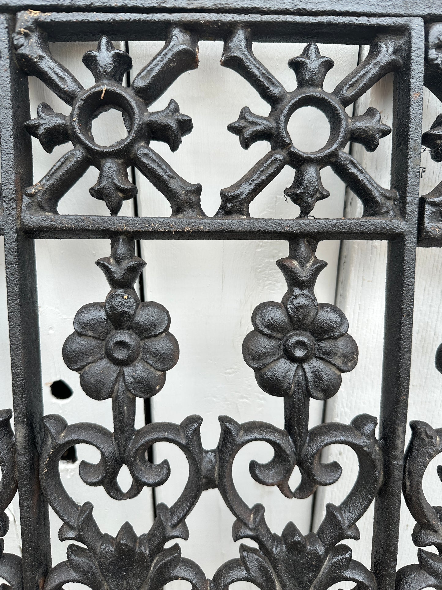 Cast Iron Garden Decoration GA20337