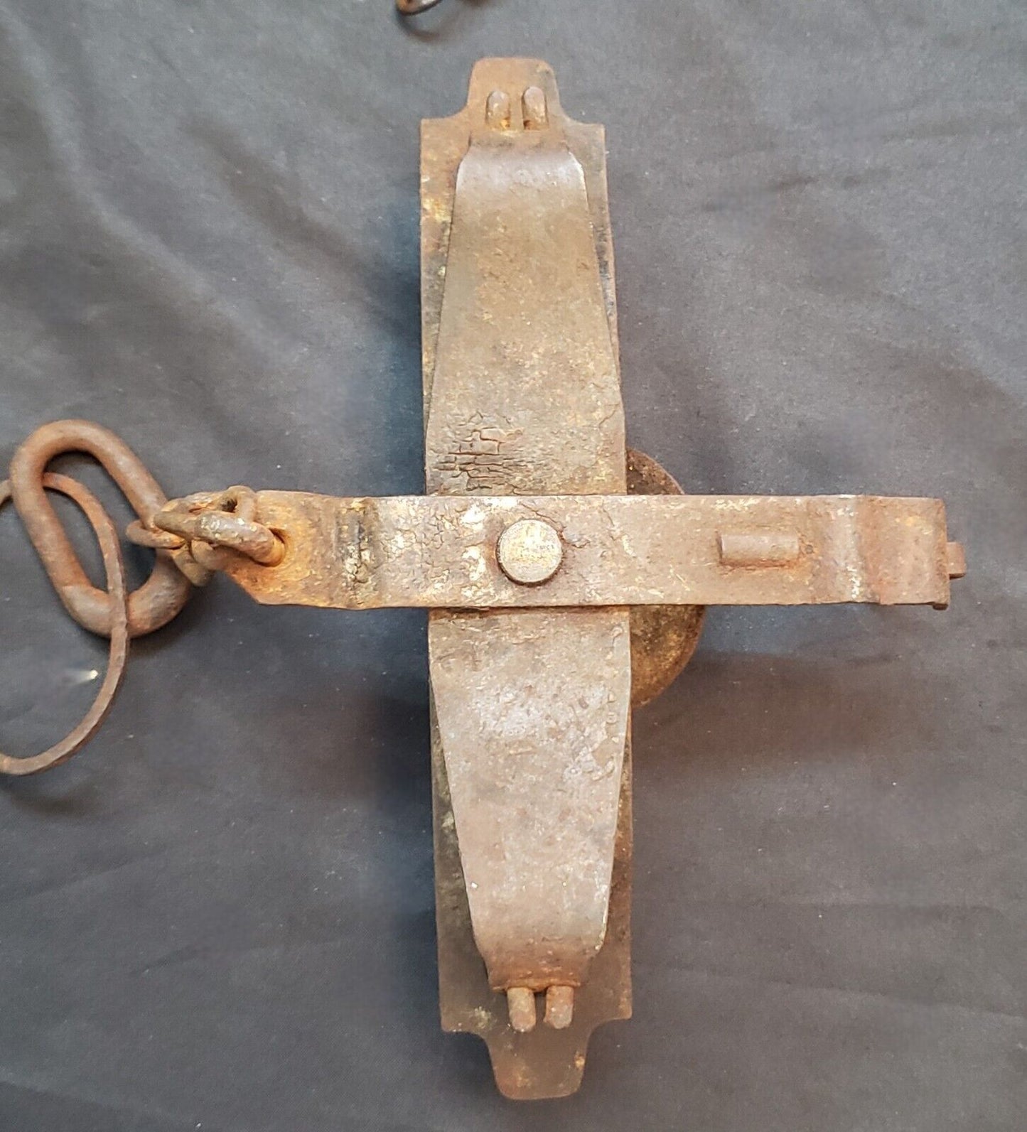 Vintage Oneida Victor #2 Plus Blake & Lamb Cast Iron Animal Traps GS00089