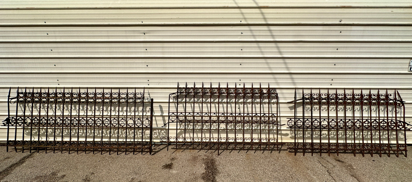 47+ Feet of Antique Wrought Iron Fencing GA20817