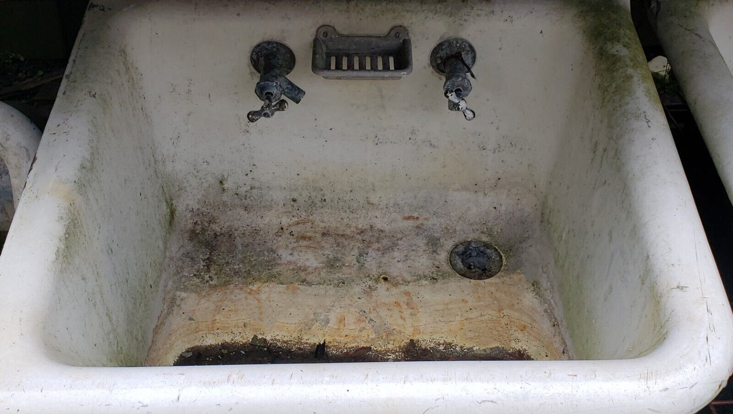 Pair of Cast Iron Farmhouse Sinks with Curved Rims 27" x 27" x 16" GA9507