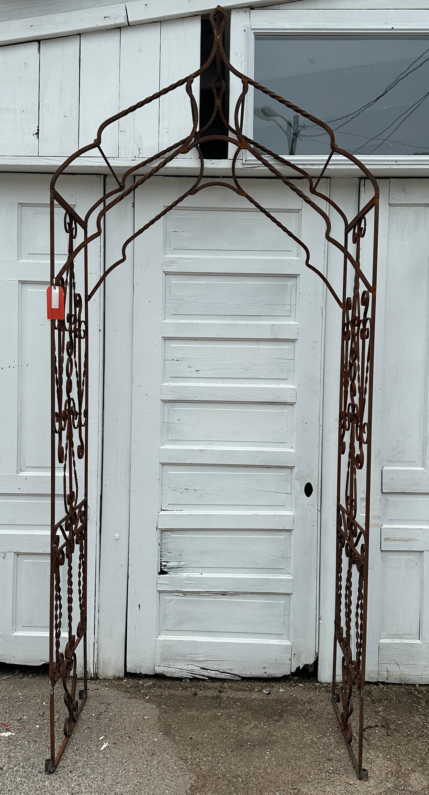 Iron Artisan Arbor w/ Stakes GS6037