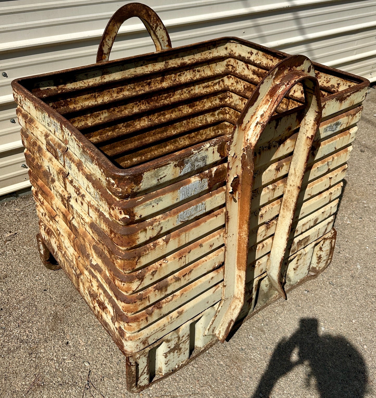 Heavy Duty Industrial Corrugated Steel Factory Bin GA20958