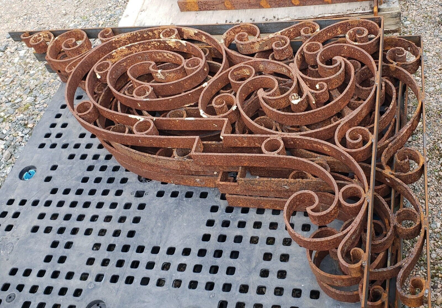 Pair of 5 Foot Ornate Victorian Iron Corbels 60" x 40 1/2" GS00372