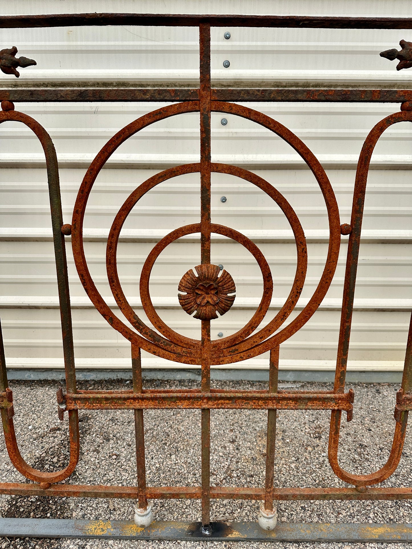Antique Iron Three-Sided Balcony Railing GA20549