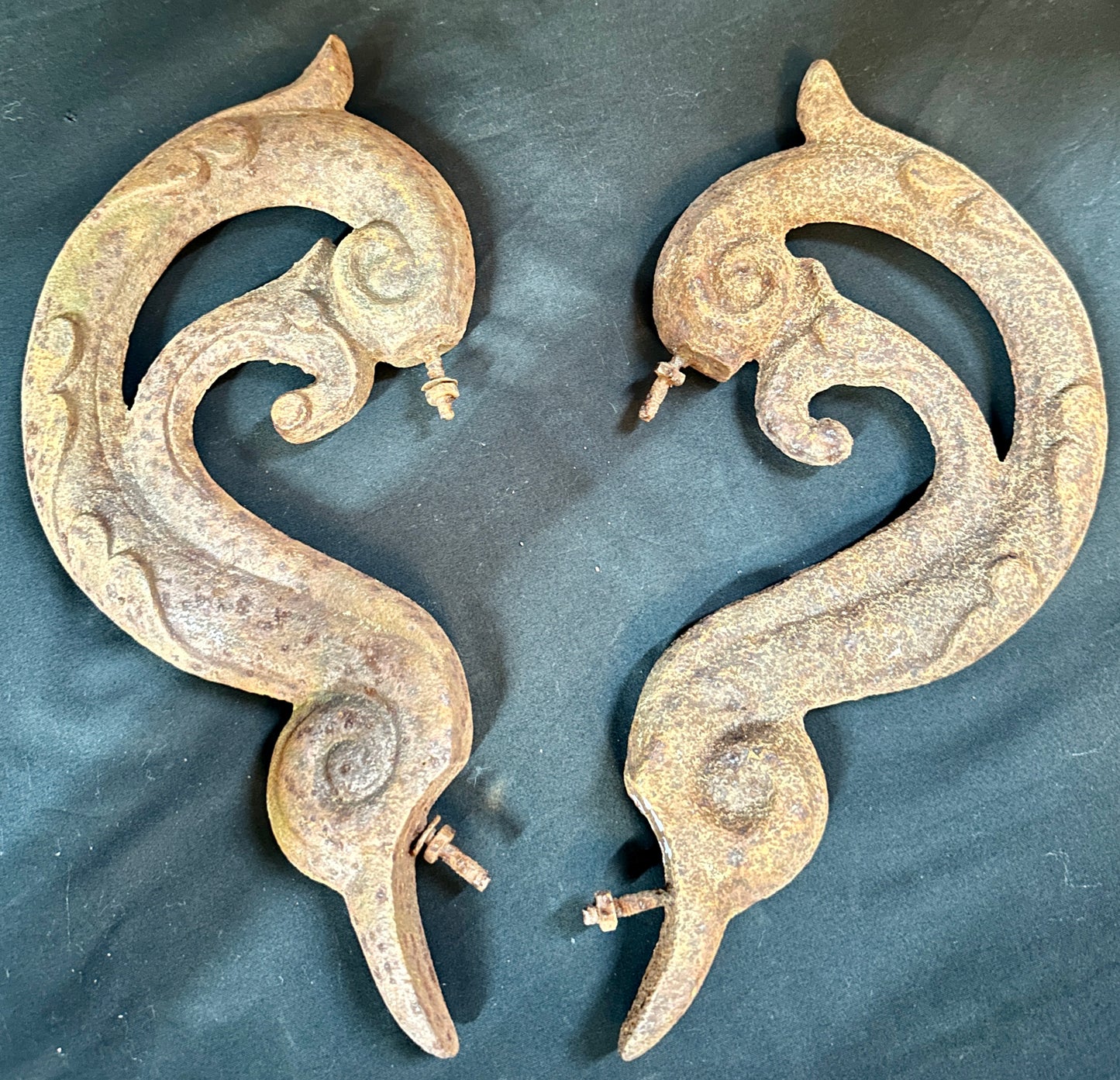 Cast Iron Urn Handle Pairs GA20445