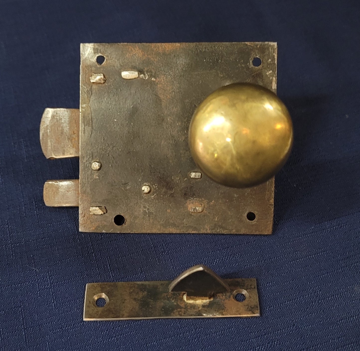 Vintage Harper Left Side Iron & Brass Lever Rim Lock & Knobs 4" x 3 3/4" GS00742