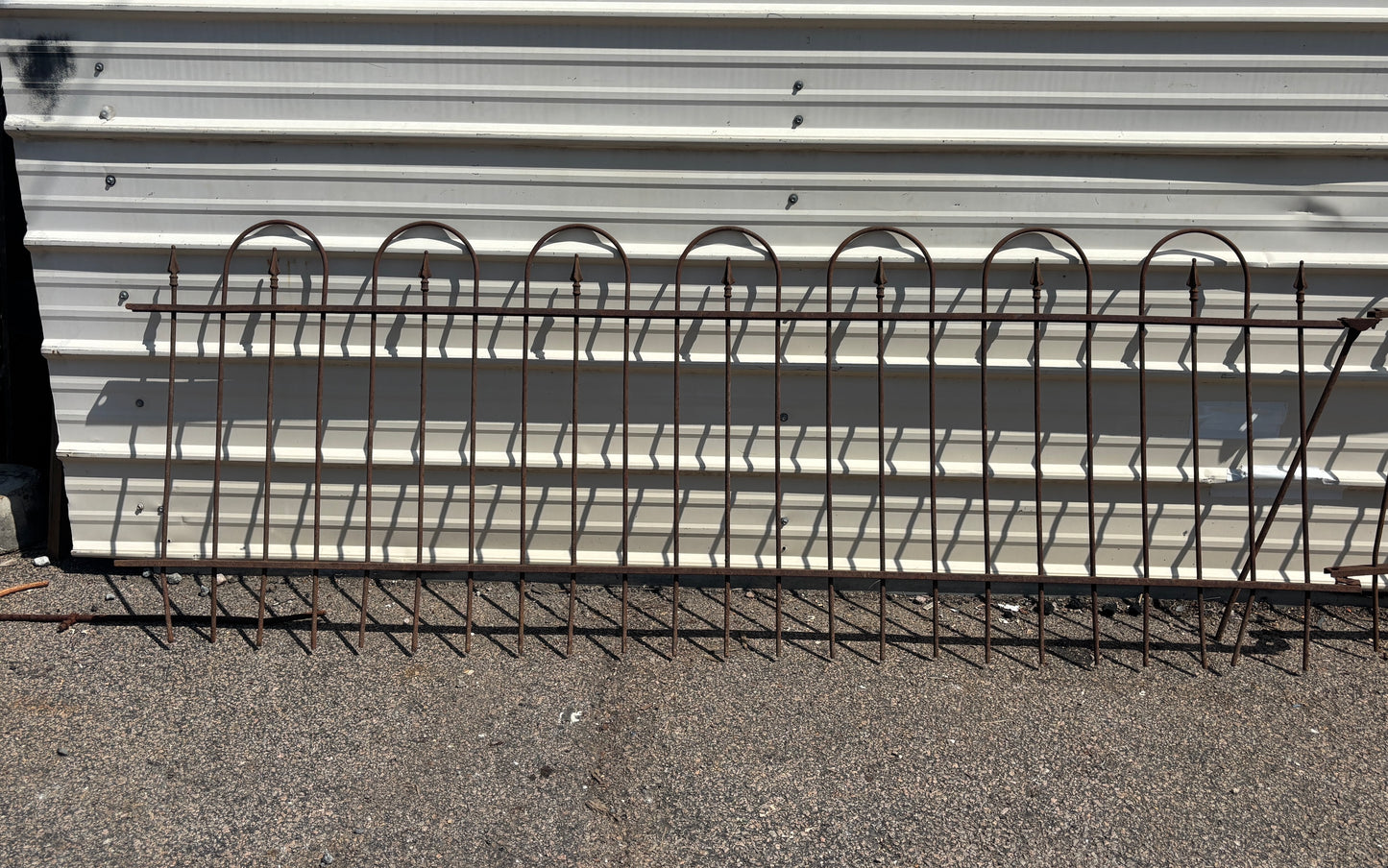 75 Feet of Wrought Iron Hairpin Fencing GA21242