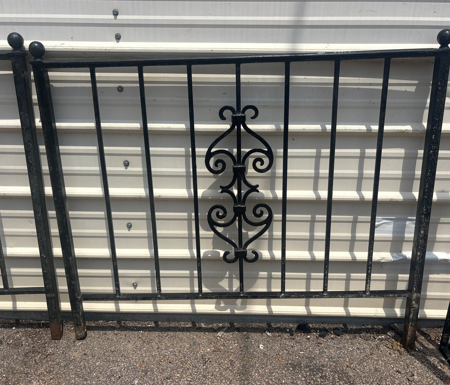 19 Feet of Iron Fence Panels GA21323