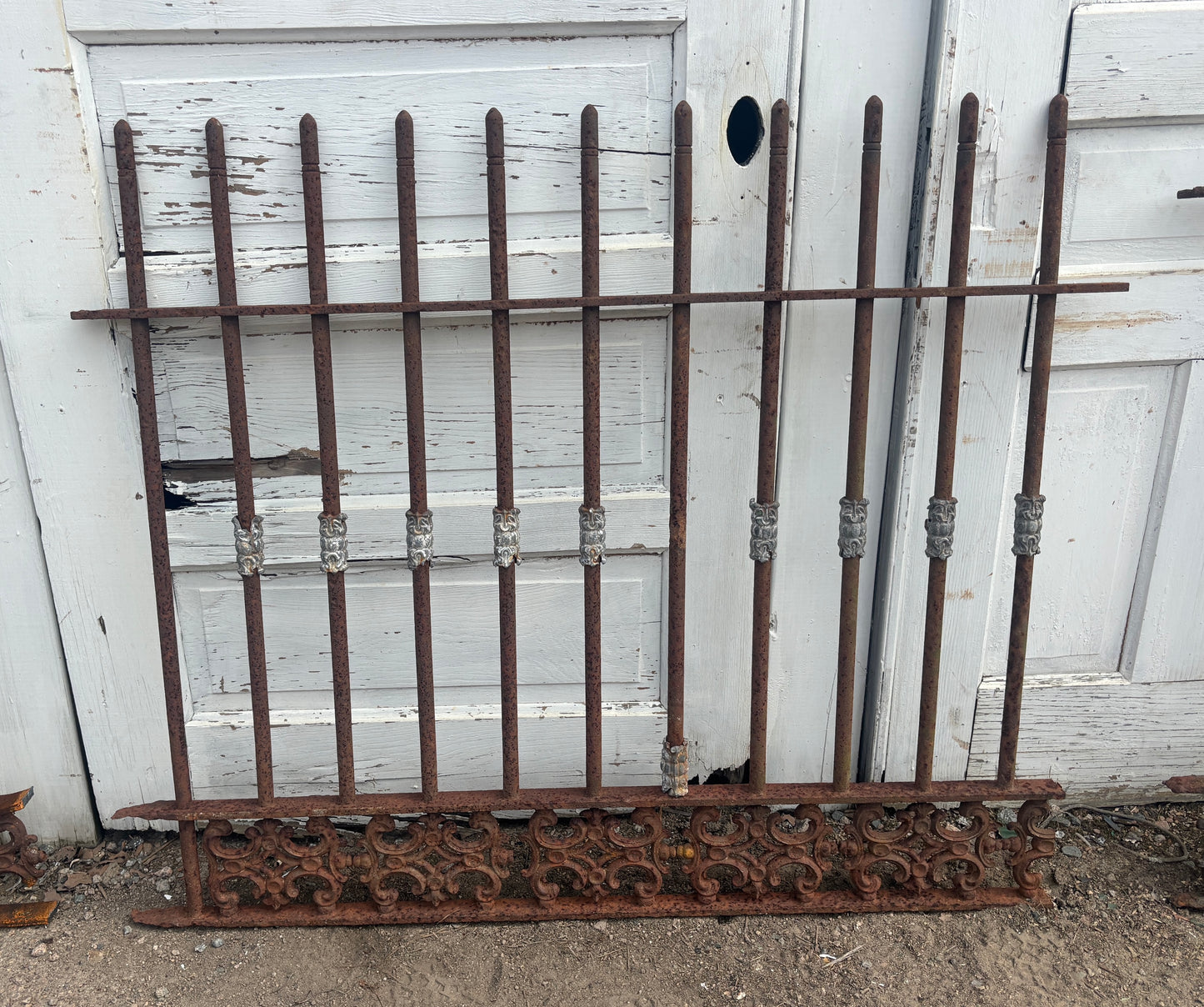27.5 Feet of Decorative Wrought Iron Picket Fence Panels GA21226