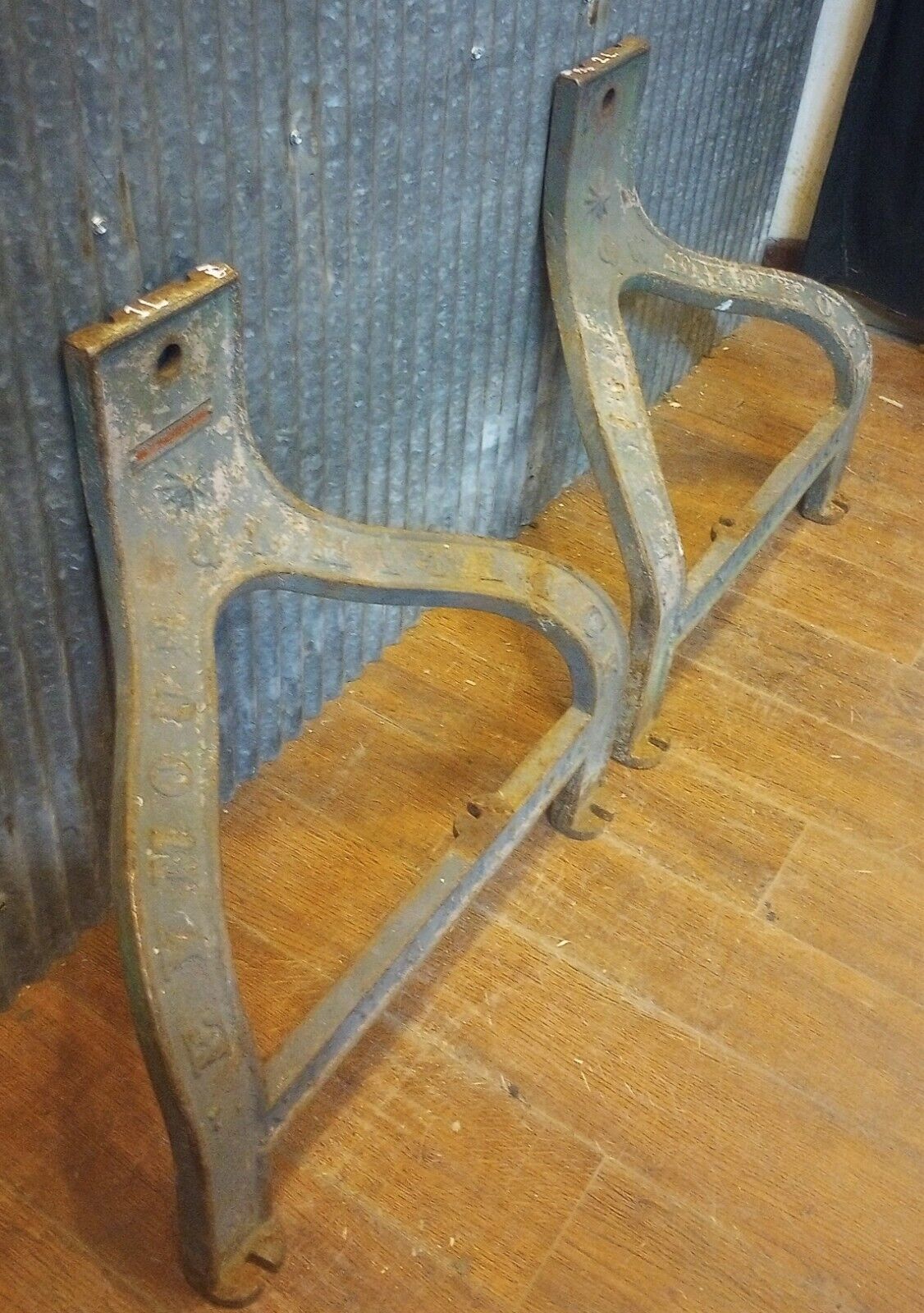Pair of Briggs Machinery Co. Cast Iron Machine Legs 21" Tall x 20 3/4 " Wide