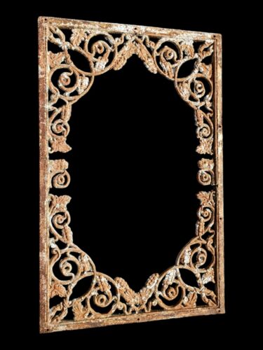 XL Decorative Iron Grapevine Frame *GAM0192