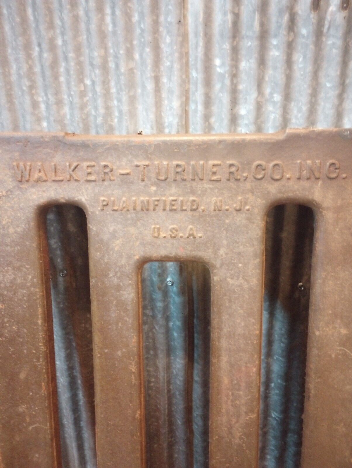 Pair of Walker & Turner Cast Iron Machine Legs 31 3/8" Tall x 19" Wide