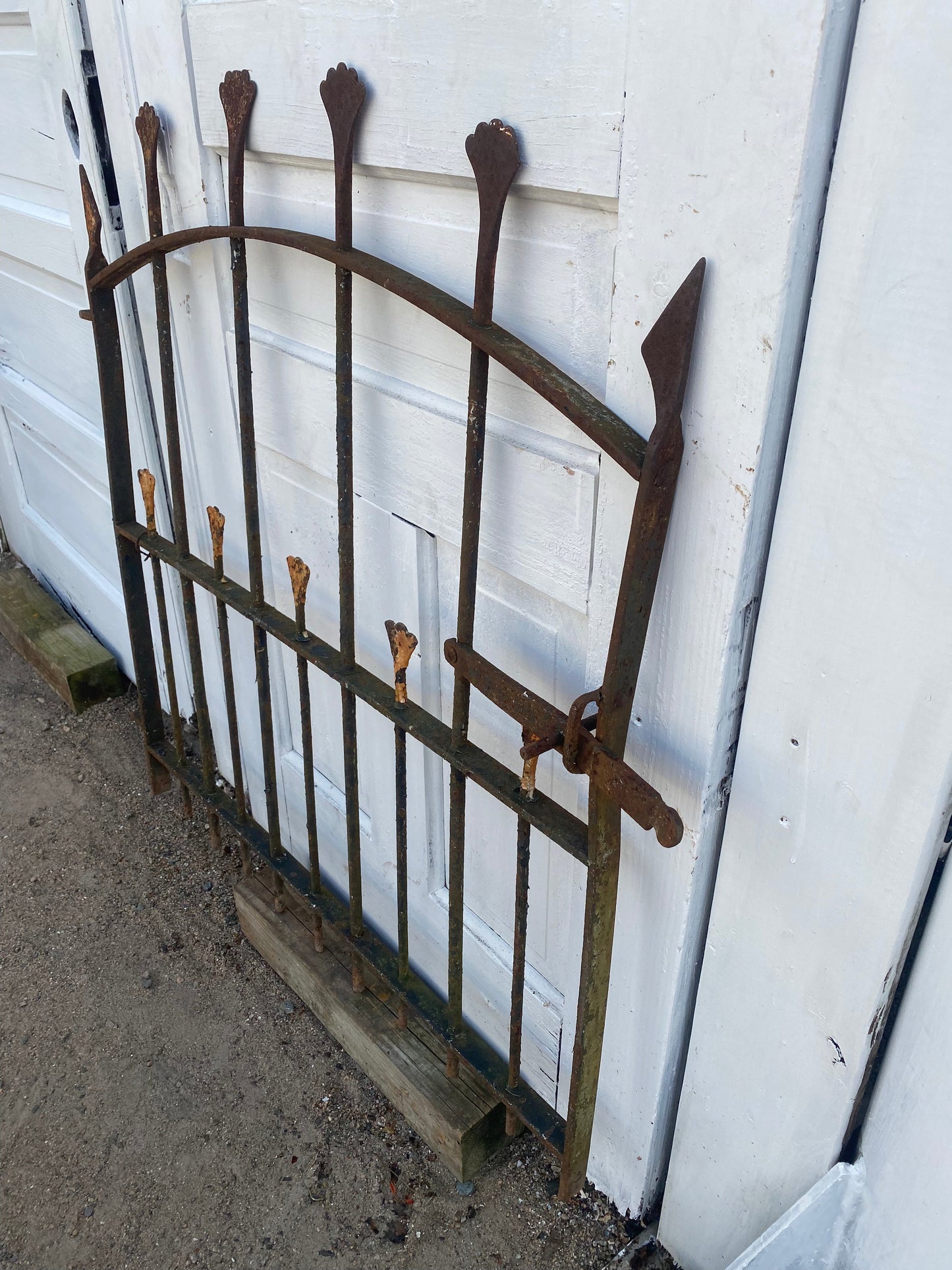 Antique Iron Gate GS20237 - 33 1/4" wide x 36 3/4" tall